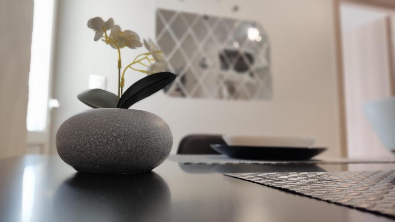 ニキティ Elina House And Gardenヴィラ エクステリア 写真